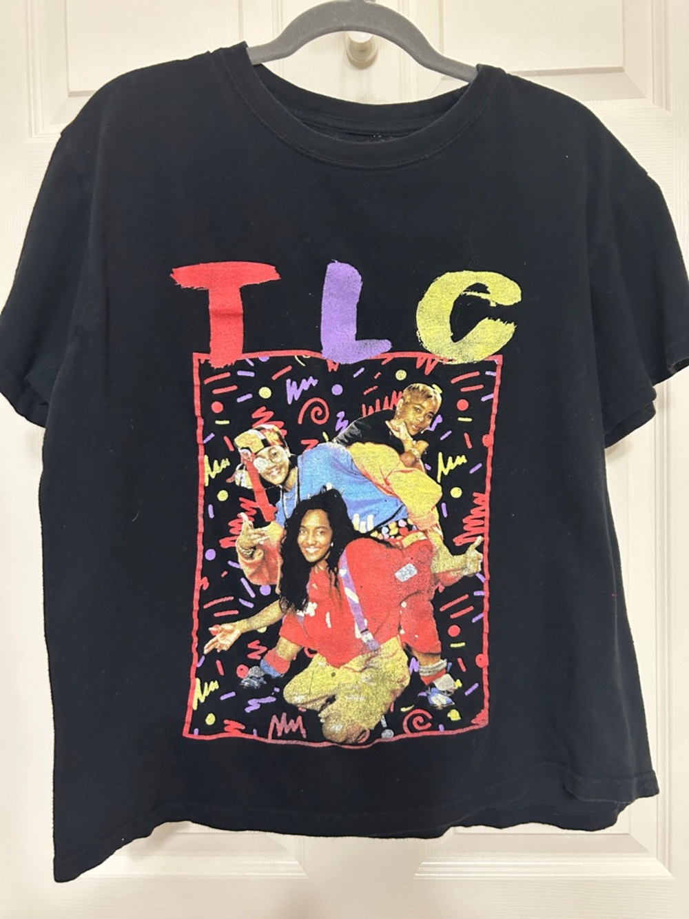 Black Tee Shirt TLC Graphic Y2K 1990s Band Nostalgia Hip Hop Colorful